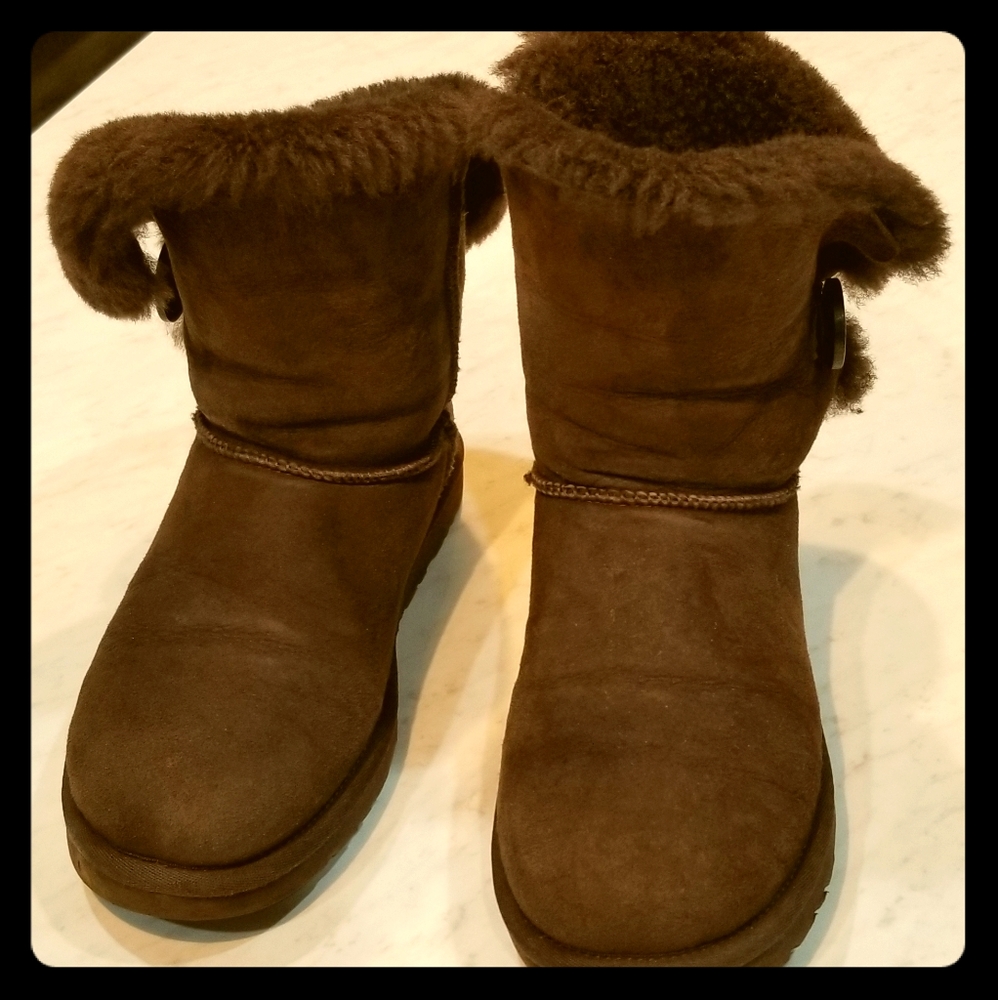 SOLD---UGGs boots women's 7